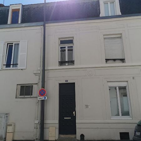 Suite Des Capucins Реймс Екстериор снимка